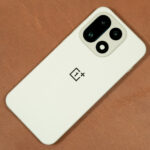 OnePlus 15 Review smartphone design and performance